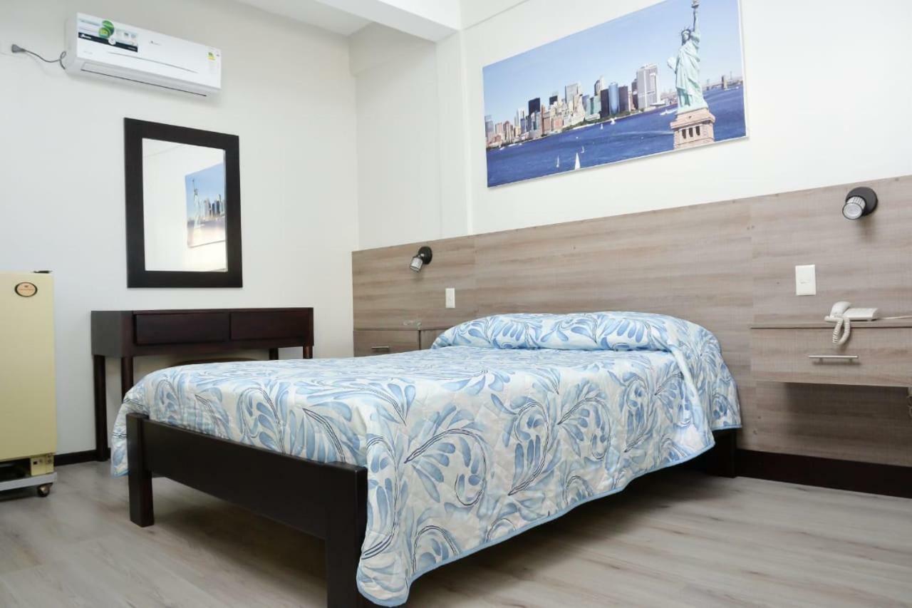 Hotel Olimpico En Quevedo Dış mekan fotoğraf
